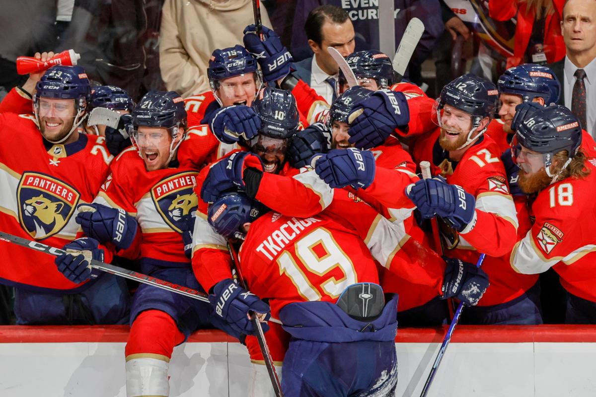 Florida Panthers headed for Stanley Cup Finals after sweeping Carolina