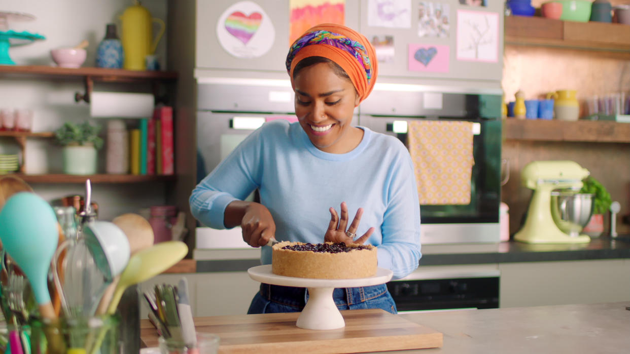 Nadiya Hussain in episode 2 “Indulgent Desserts” of Nadiya Bakes: Season 1. c. Courtesy of Netflix © 2021