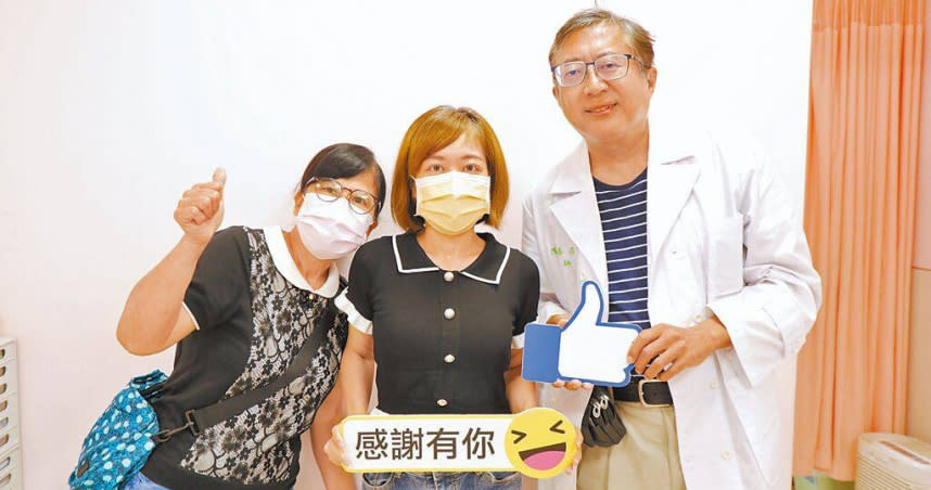 台中41歲莊姓婦人1年多前積極減肥，減了13多公斤唯獨下腹部始終不變，就醫發現是竟是子宮肌瘤所致，經手術順利摘除。（圖／亞大醫院提供、潘虹恩台中傳真）