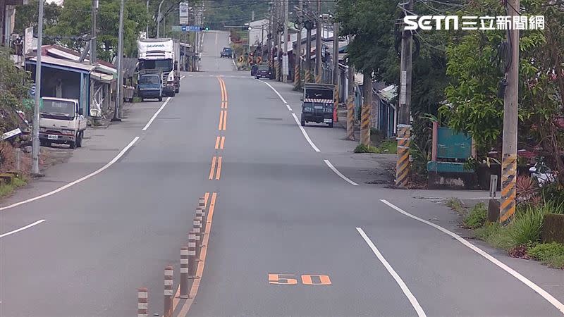 花蓮陳婦買完菜後上車時一切正常。（圖／翻攝畫面）