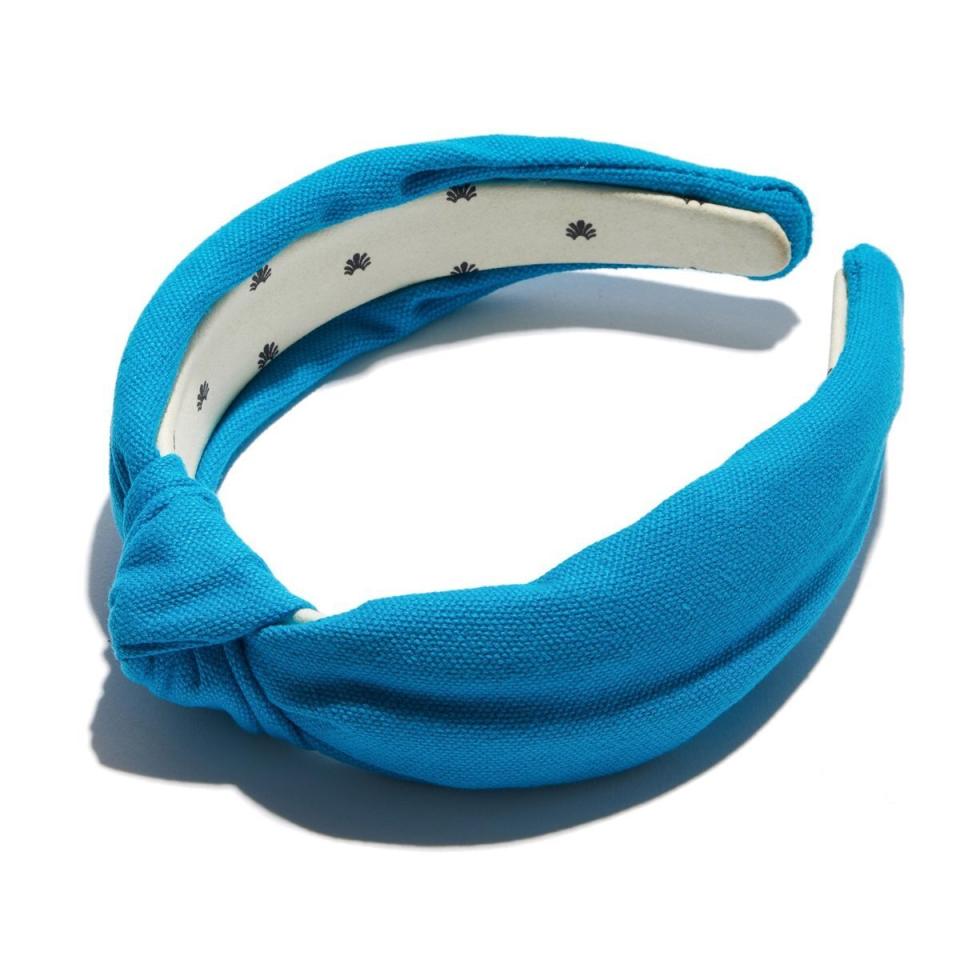 <strong><a href="https://www.lelesadoughi.com/collections/headbands-1/products/azure-blue-knotted-woven-headband" target="_blank" rel="noopener noreferrer">Get this azure blue woven headband from Lele Sadoughi for $49.</a></strong>