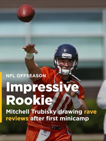 Mitchell Trubisky is drawing rave reviews after first minicamp