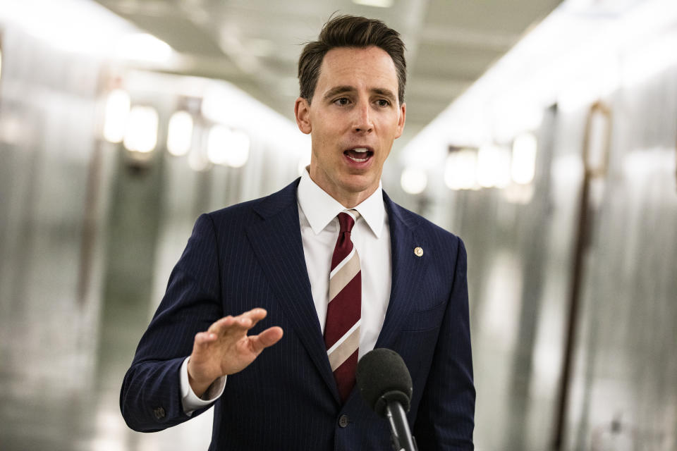 Sen. Josh Hawley (R-Mo.), who cheered on Donald Trump supporters outside the U.S. Capitol before they stormed the building on Jan. 6, is one of many Republicans trying to deflect blame for what happened that day. (Photo: Samuel Corum via Getty Images)