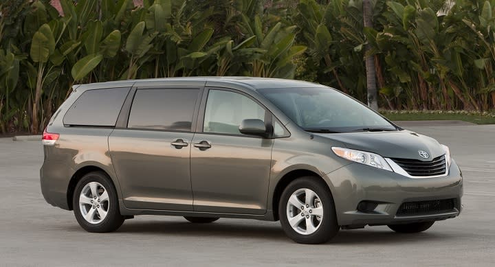 2013 Toyota Sienna photo