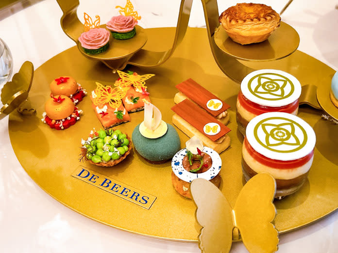 「夏日美鑽花園」午茶加入De Beers Jewellers招牌蝴蝶元素設計。徐力剛攝