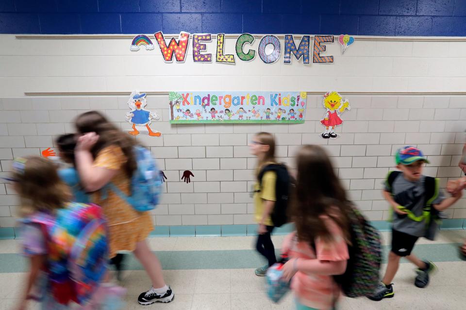 Students head to their classrooms during the first day of school at Edison Elementary School Thursday, September 1, 2022, in Appleton, Wis. Dan Powers/USA TODAY NETWORK-Wisconsin