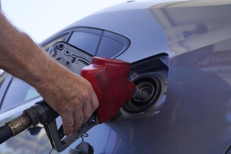 Average gas prices fell 2.8 cents per litre to $1.535 between Nov. 2 and Nov. 9, according to data from Kalibrate. (AP Photo/Marta Lavandier, File)