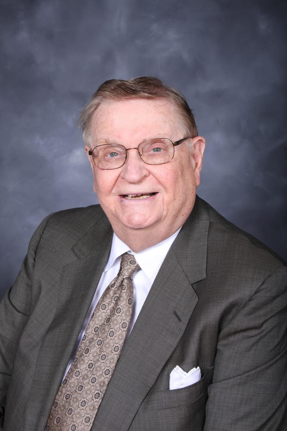 William J. "Bill" Ross, pictured here in 2016, died early Thursday, Nov. 17, 2022, in Oklahoma City.