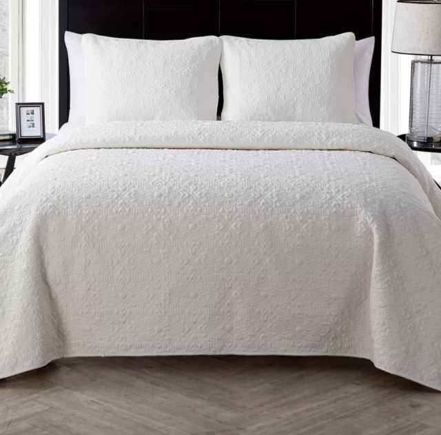 Wayfair Sleep Sale: Save up to 67% on sheets, mattresses & more