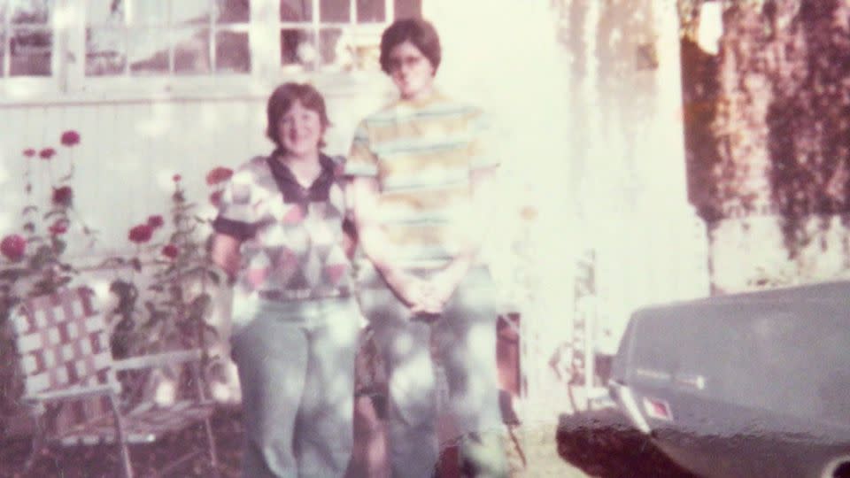 Here's Debbie and Cathy photographed in 1976, the year after they met in the airport. - Debbie Abbott and Cathy Poyser