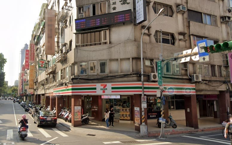 7-11本期開出3組1000萬元獎金。（圖／翻攝自Google map）