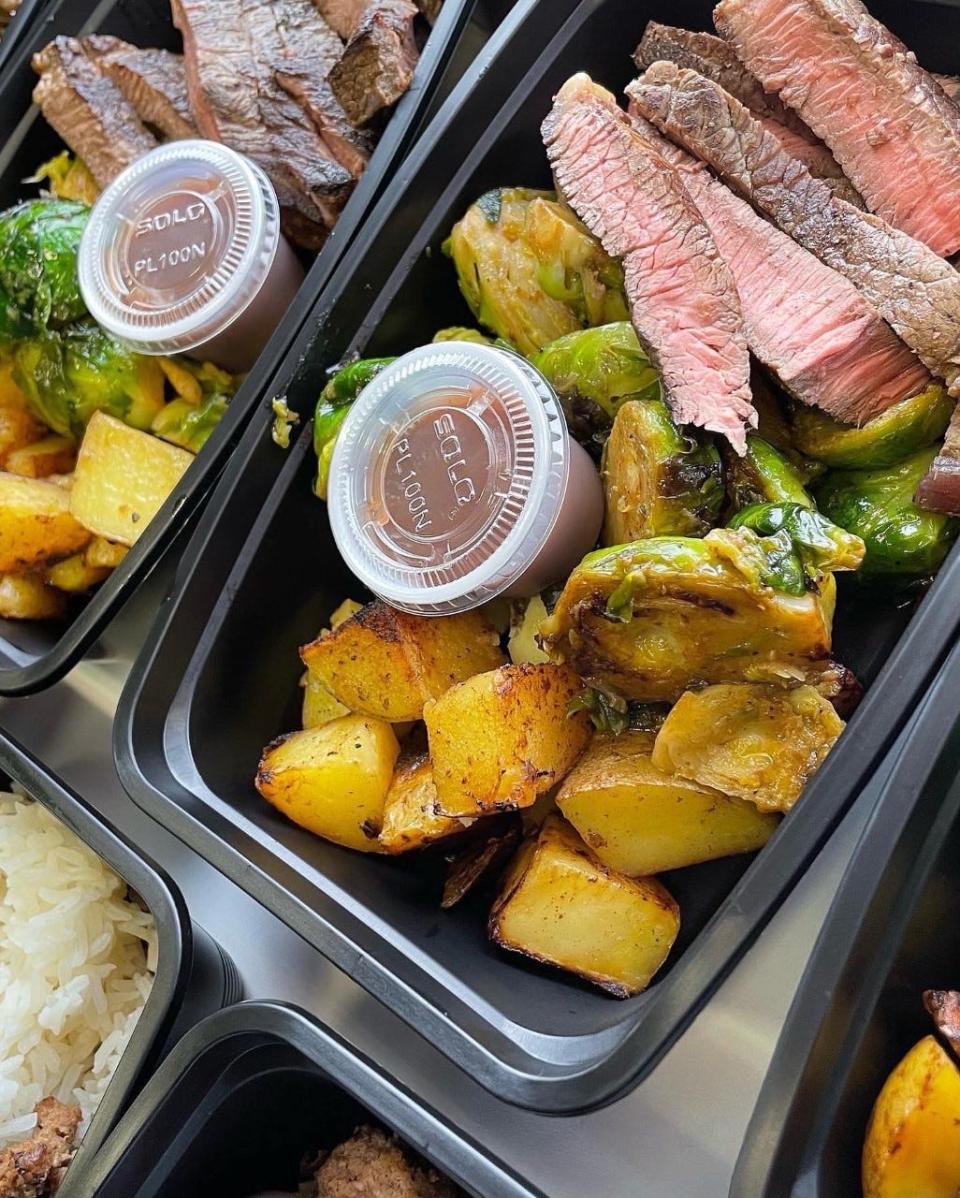 An example of a meal from Shredskiz. In the build-your-own options, a carb, veggie, and meat can be chosen. The meals can be bought single or in packs of five, 10 or  21. Meals start at $9.50 for singles and $8.50 apiece in packs.