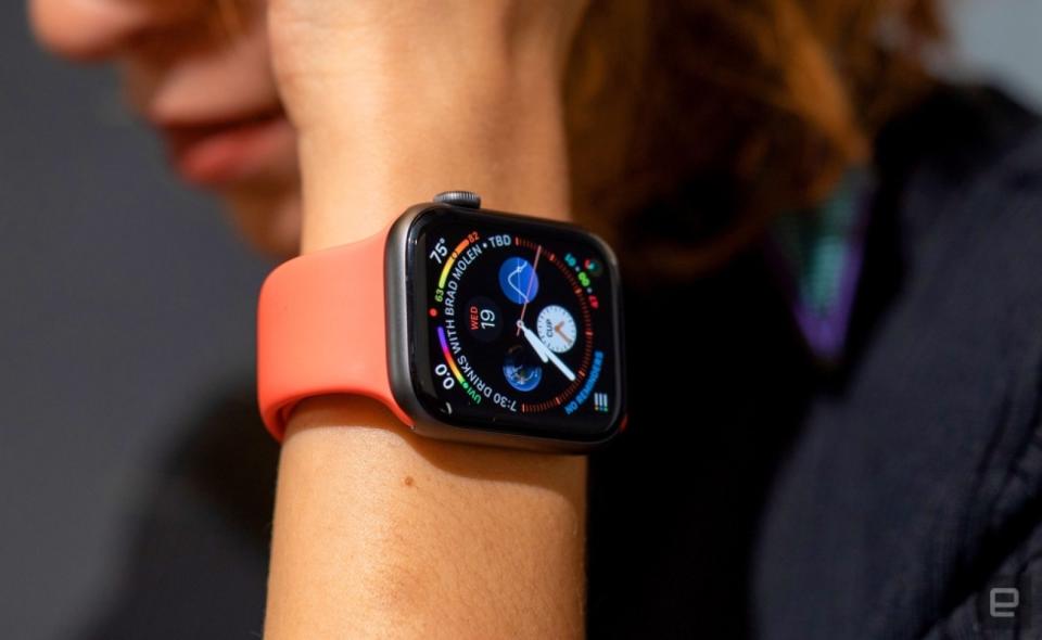 Canucks won't have to sit on the sidelines while their Apple Watch-totingfriends in the US, Europe and Hong Kong perform electrocardiograms