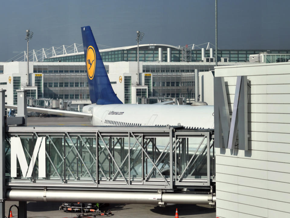 Bronze geht in puncto Unpünktlichkeit an den Flughafen München. 19.010 Starts und Landungen waren nicht im Zeitrahmen. Allerdings herrscht dort auch ein reges Flugaufkommen von bislang 93.814 Maschinen im ersten Halbjahr. (Bild-Copyright: Sven Simon/ddp Images)