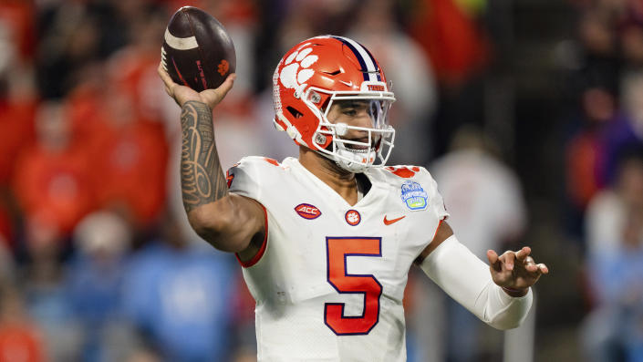 Quarterback DJ Uiagalelei transferred to Oregon State after spending the last two seasons as Clemson&#39;s starter. (AP Photo/Jacob Kupferman)