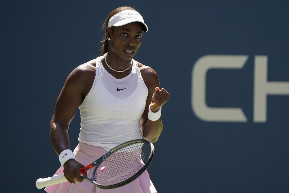 Sloane Stephens, of the United States, reacts after a point against Greet Minnen, of Belgium, during the first round of the US Open tennis championships, Tuesday, Aug. 30, 2022, in New York. (AP Photo/John Minchillo)