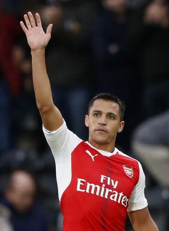 Football Soccer Britain - Hull City v Arsenal - Premier League - The Kingston Communications Stadium - 17/9/16 Arsenal's Alexis Sanchez celebrates after the game Reuters / Russell Cheyne/ Livepic