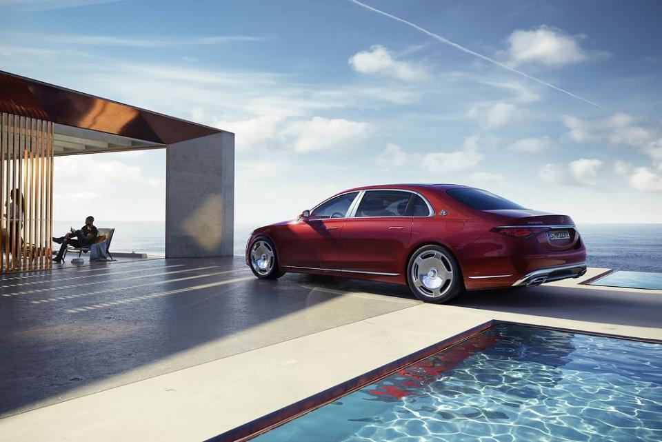 mercedes‑maybach s 580 e vorläufige angaben, kraftstoffverbrauch kombiniert, gewichtet 1,0‑0,8 l100 km, co2 emissionen kombiniert, gewichtet 23‑18 gkm, stromverbrauch kombiniert, gewichtet 25,0‑22,9 kwh100 kmvorläufige angaben, kraftstoffverbrauch kombiniert, gewichtet 1,0‑0,8 l100 km, co2 emissionen kombiniert, gewichtet 23‑18 gkm, stromverbrauch kombiniert, gewichtet 25,0‑22,9 kwh100 kmmercedes maybach s 580 e preliminary values, fuel consumption combined, weighted 10 08 l100 km, co2 emissions combined, weighted 23 18 gkm, electricity consumption combined, weighted 250 229 kwh100 kmpreliminary values, fuel consumption combined, weighted 10 08 l100 km, co2 emissions combined, weighted 23 18 gkm, electricity consumption combined, weighted 250 229 kwh100 km