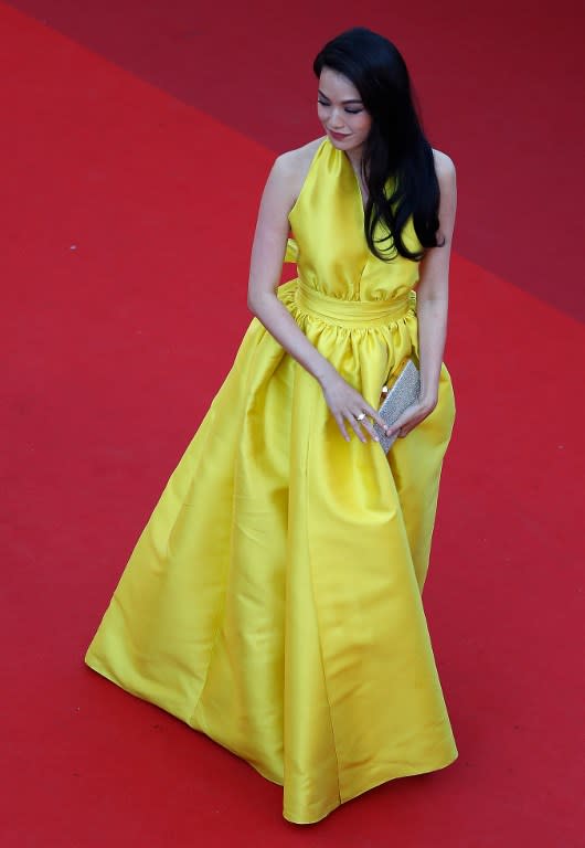 <p>Shu Qi aime le canari. Et ça se voit. (crédit AFP) </p>