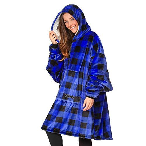 The Comfy Oversized Blanket Sweatshirt (Amazon / Amazon)