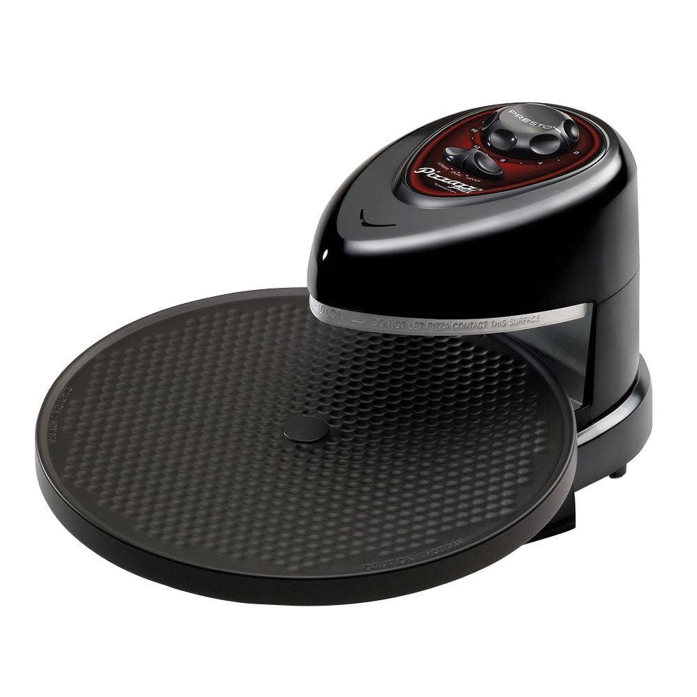 Presto Pizzazz Plus Rotating Oven (Amazon / Amazon)