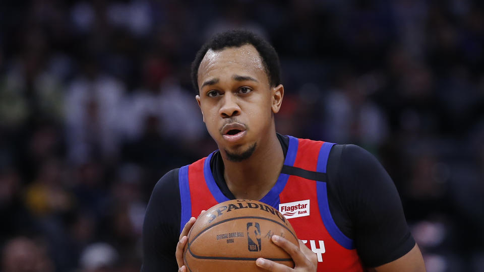 John Henson, ex de los Bucks que también sufrió el racismo