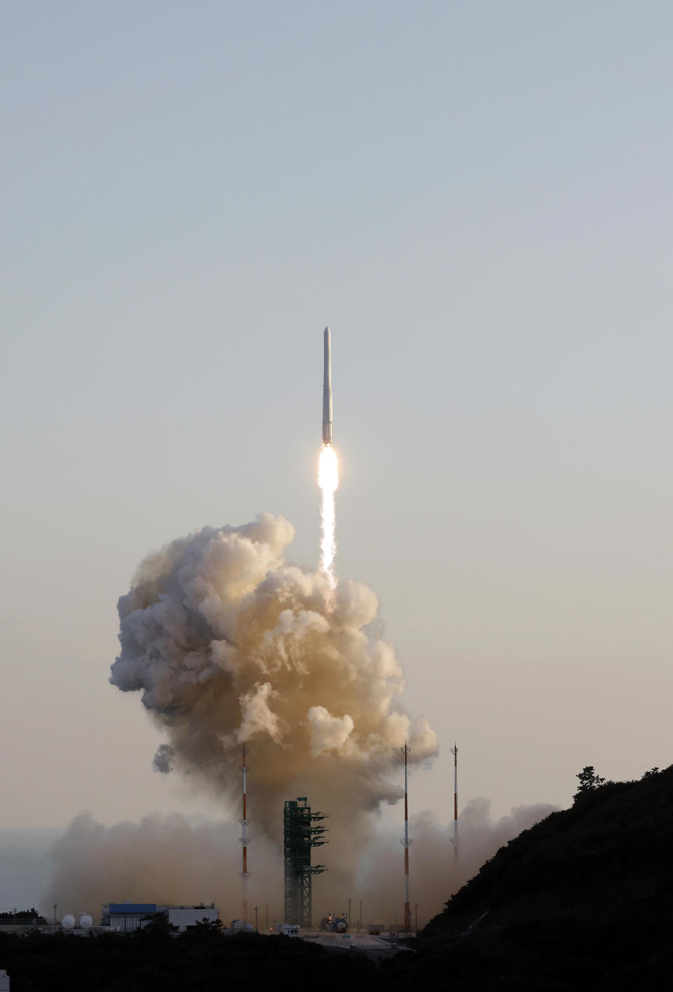 An image provided by the Korea Aerospace Research Institute in South Korea shows the first test launch of the country's home-grown Nuri rocket on October 21, 2021. / Credit: Korea Aerospace Research Institute