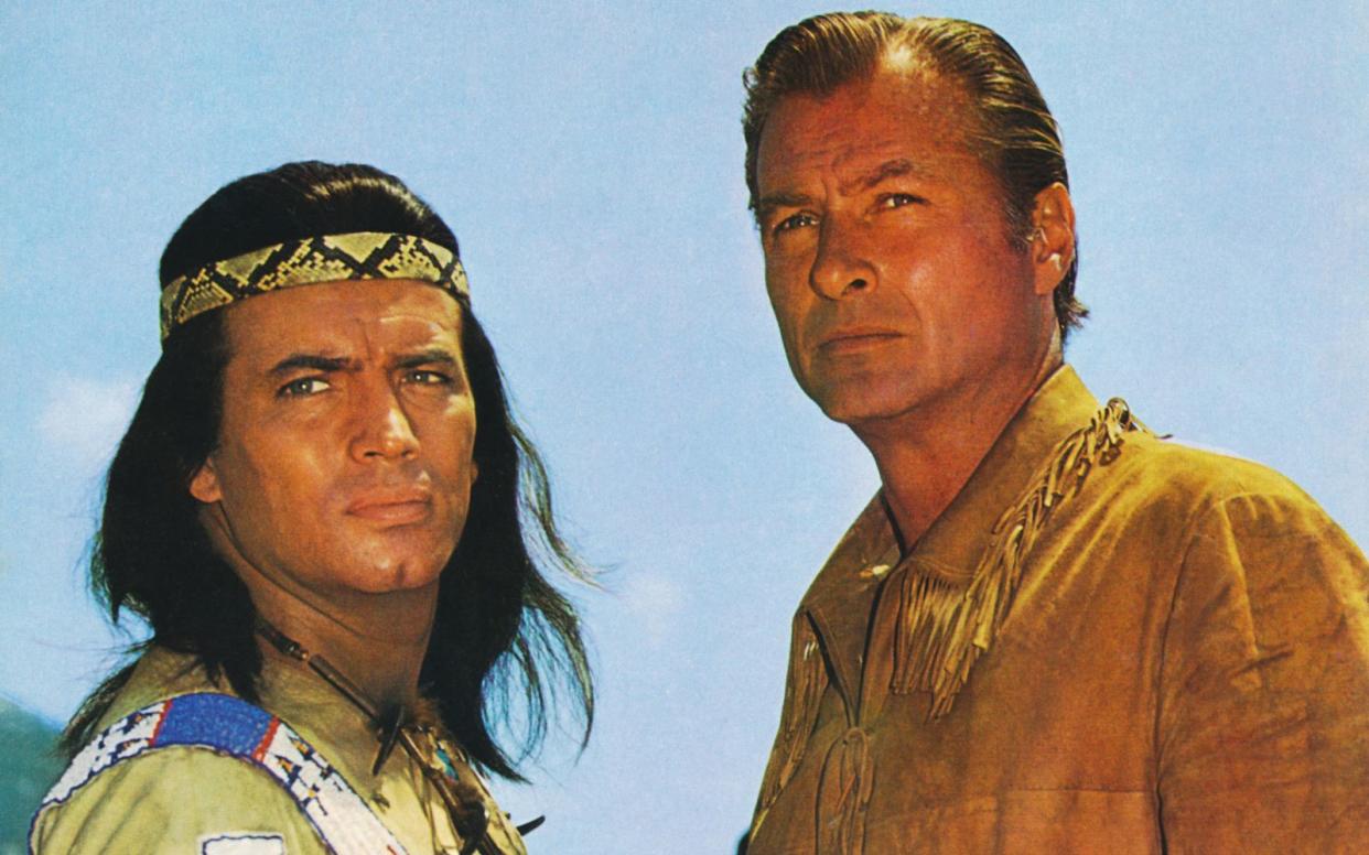 Pierre Brice (links) und Lex Barker (rechts) sind die Hauptdarsteller der "Winnetou"-Reihe. (Bild: ZDF/Tobis Film)