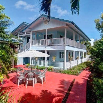 It has an ocean view and its own gazebo: charming digs on the Big Island that won't break the bank.