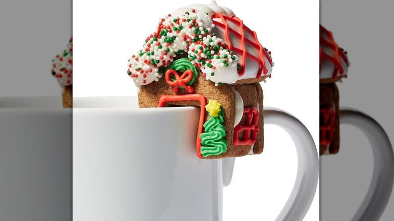 Gingerbread house on a mug