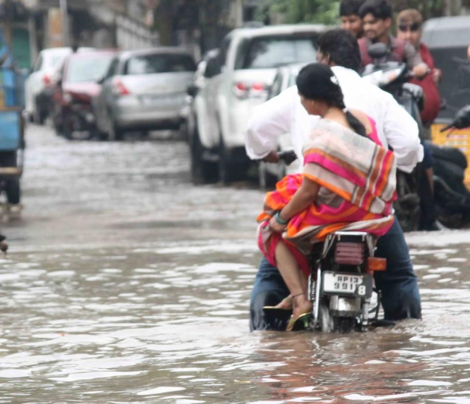 Photos: heavy rain havoc in Andhra Pradesh