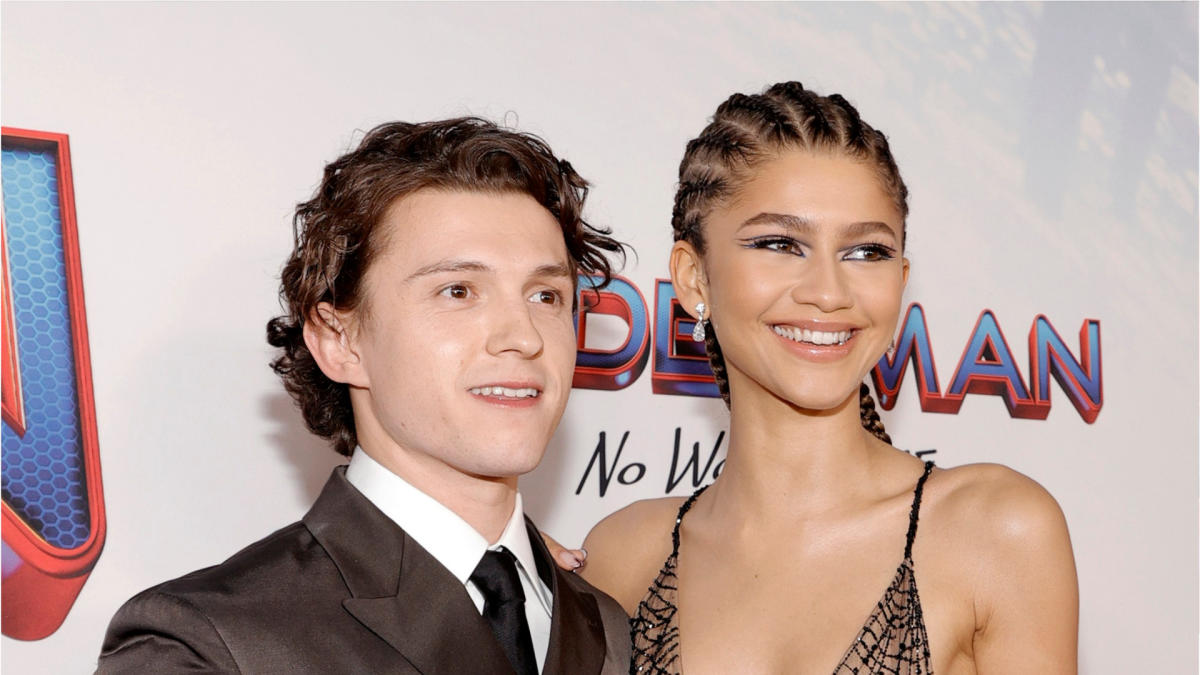 See Tom Holland & Zendaya's DATE NIGHT at Usher's Concert