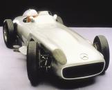 Mercedes-Benz 2.5-litre racing car (W 196 R) with open wheels, 195