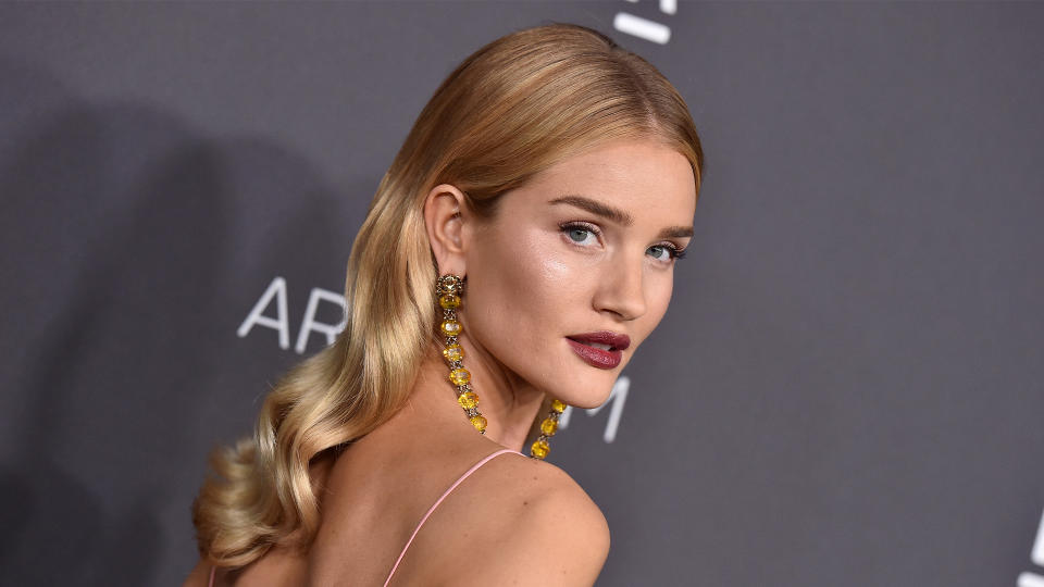 Rosie Huntington-Whiteley with shiny blonde hair