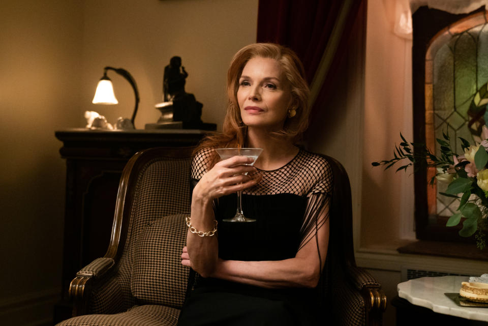 Michelle Pfeiffer in "French Exit." (Photo: Sony Pictures Classics)