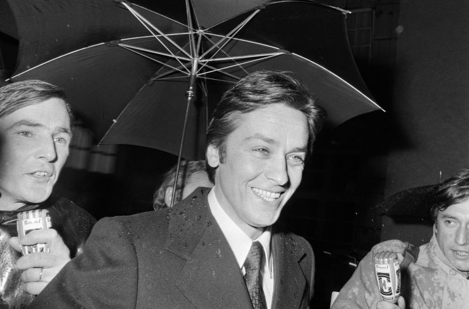 <p>A portrait taken on November 21, 1973 shows French actor Alain delon smiling. (Photo by AFP) (Photo by -/AFP via Getty Images)</p>
