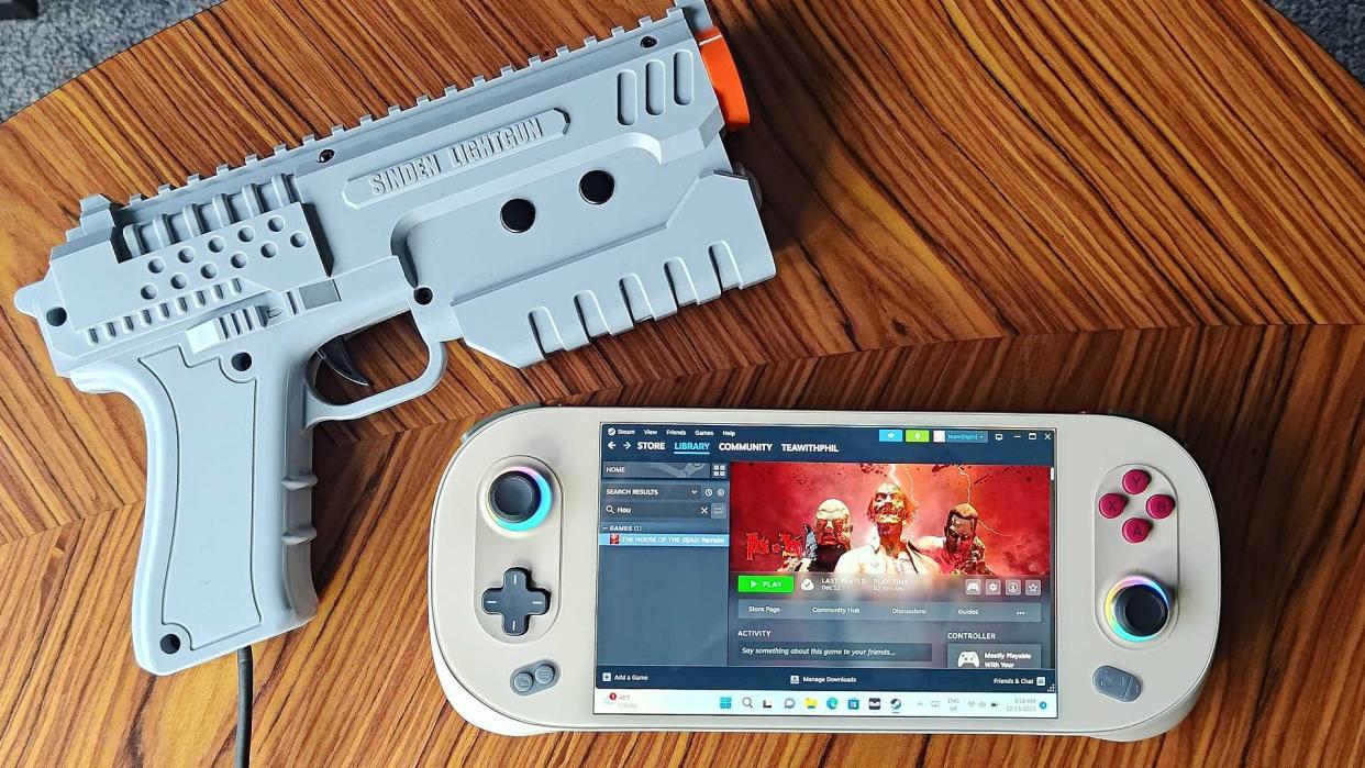  Sinden Lightgun next to Ayaneo 2S handheld. 