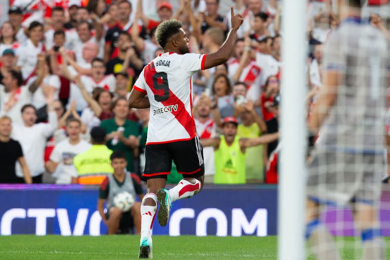 Miguel Borja, goleador de River y de la Copa de la Liga