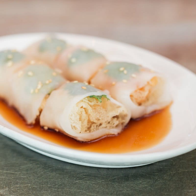 Imperial Treasure Cantonese Cuisine - Steamed Crispy Rice Roll with Shrimp