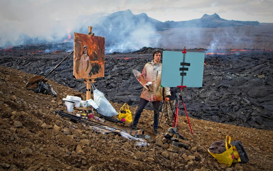 Denison-Pender at the Fagradalsfjall volcano - Helgi Halldórsson