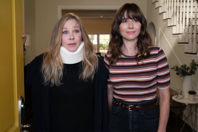 Saeed Adyani/Netflix Christina Applegate and Linda Cardellini on 'Dead to Me'