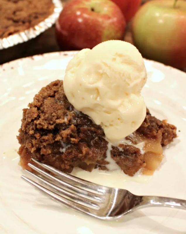 <p>Pam Beth</p><p>This easy apple pie uses a graham cracker crust that comes together easily! </p><p><strong>Get the recipe: <em><a href="https://parade.com/842002/pambeth/so-simple-graham-cracker-dutch-apple-pie/" rel="nofollow noopener" target="_blank" data-ylk="slk:Dutch Apple Pie with Graham Cracker Crust;elm:context_link;itc:0;sec:content-canvas" class="link ">Dutch Apple Pie with Graham Cracker Crust</a></em></strong></p>