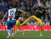 Soccer Football - Espanyol v Atletico Madrid - Spanish La Liga Santander - RCDE stadium, Cornella-El Prat (Barcelona), Spain - 22/04/2017. Atletico Madrid's Koke and Espanyol's Aaron Martin in action. REUTERS/Albert Gea