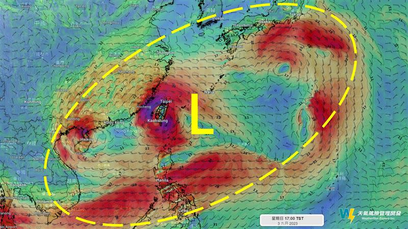 台灣附近位於超大型的「季風環流圈」中心。（圖／翻攝自「天氣風險 WeatherRisk」臉書）