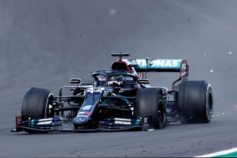 Formula One F1 - British Grand Prix - Silverstone Circuit, Silverstone, Britain - August 2, 2020 Mercedes Lewis Hamilton with a puncture on the last lap during the race