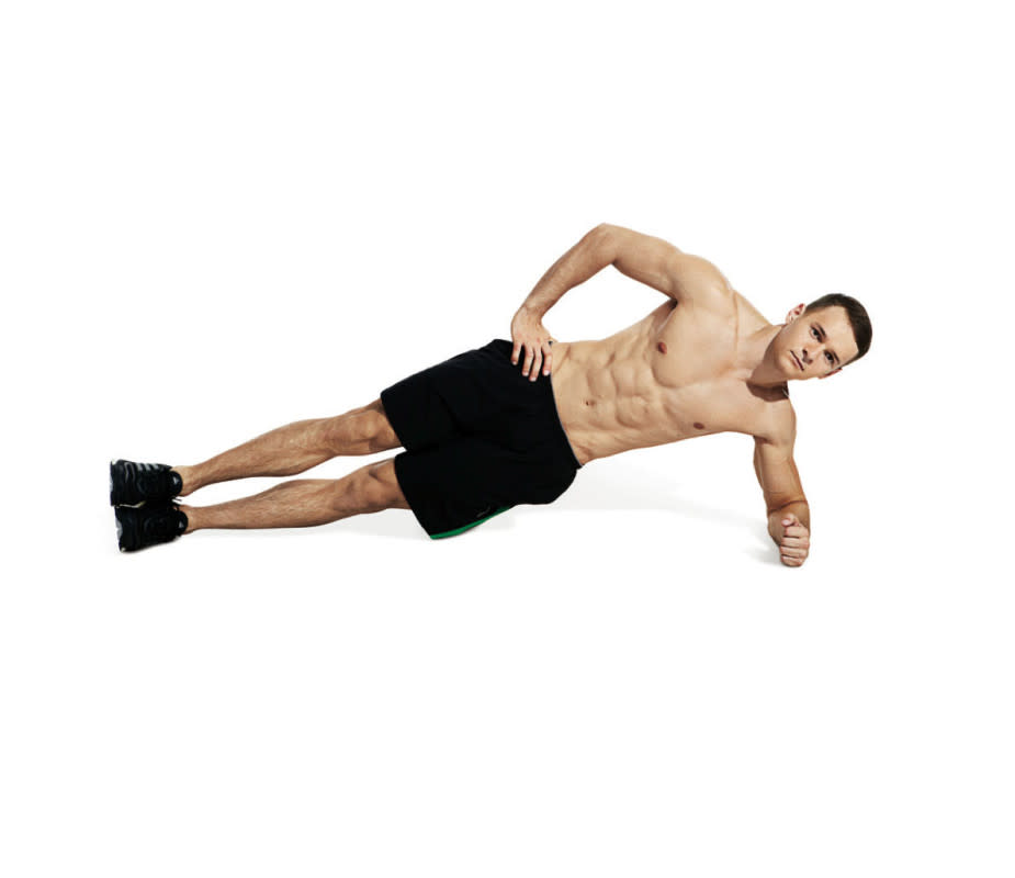 How to do it<ol><li>Lie on your left side resting your left forearm on the floor for support.</li><li>Raise your hips up so your body forms a straight line and brace your abs—your weight should be on your left forearm and the edge of your left foot.</li><li>Hold the position with abs braced.</li></ol>