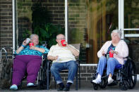 <strong>Mujeres:</strong> 20,6 años <br><strong>Hombres:</strong> 17,2 años<br><strong>Edad de jubilación:</strong> 67 años <br><br> Foto: REUTERS/Carlo Allegri