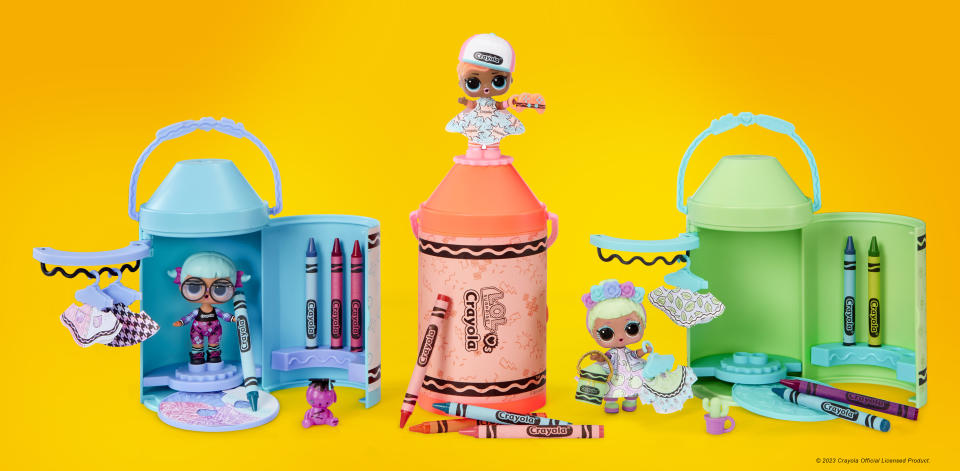 The L.O.L. Surprise! Loves CRAYOLA Color Me Studio encourages kids and collectors alike to be their most creative selves. The Color Me Studio features eight giant crayon capsules with an entire art studio inside, perfect for designing fresh fashions for the tot dolls. Each of the capsules comes with four genuine Crayola crayons, an abundance of surprises, adorable accessories, and 20 paper fashions to design and make your own looks.