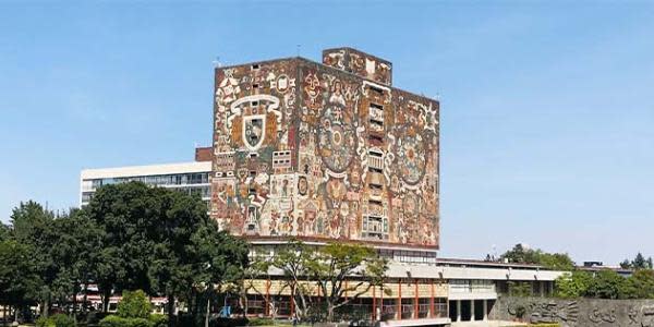 Alumno se suicida aventándose de un edificio de la UNAM