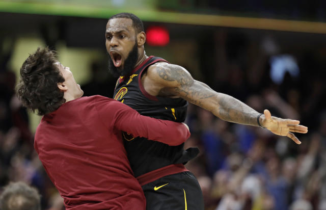 Cleveland Cavaliers win eighth straight, down LeBron James and